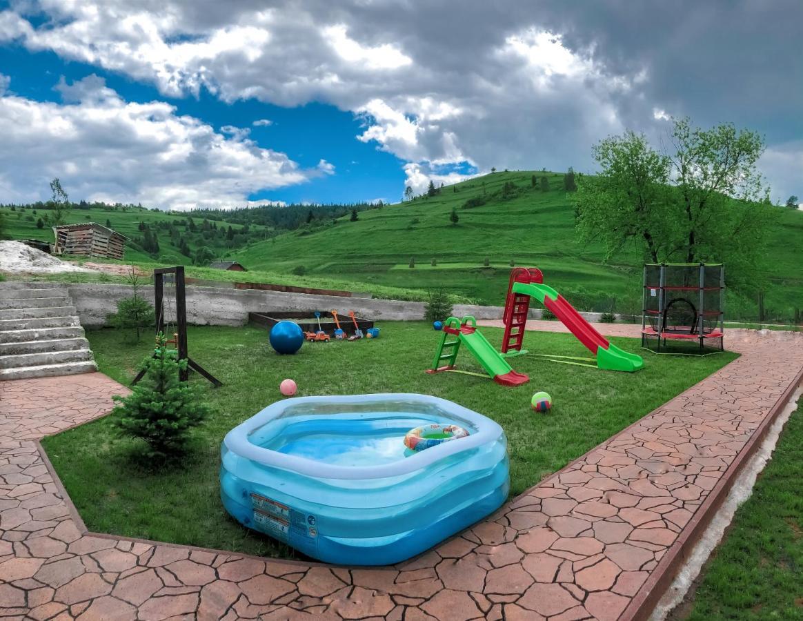 Галерея Карпат Plave Exterior foto